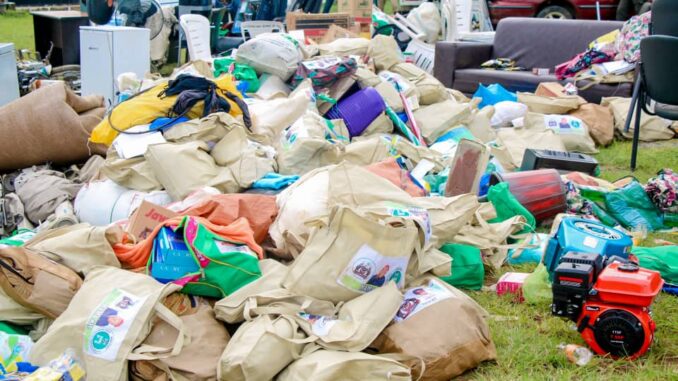 Residents Return Looted Items As Osun Govt Commences Distribution