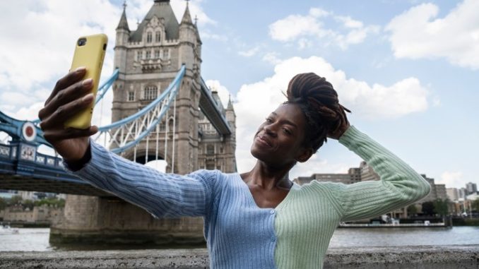 17587333_nigerianstudentsspendnearly2billionyearlyintheuk_jpegf147c974354cdb42d6b69be002441731